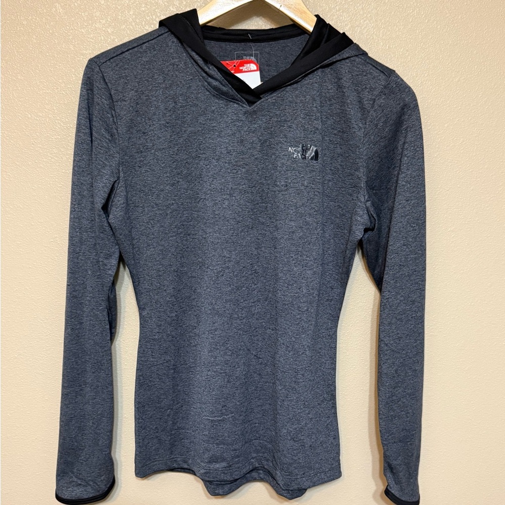 NWT The North Face Charcoal Long Sleeve Hooded Top